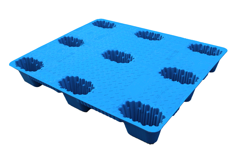 Blow molding board
